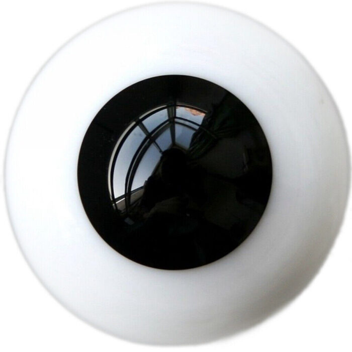 Glass Eyes WT01